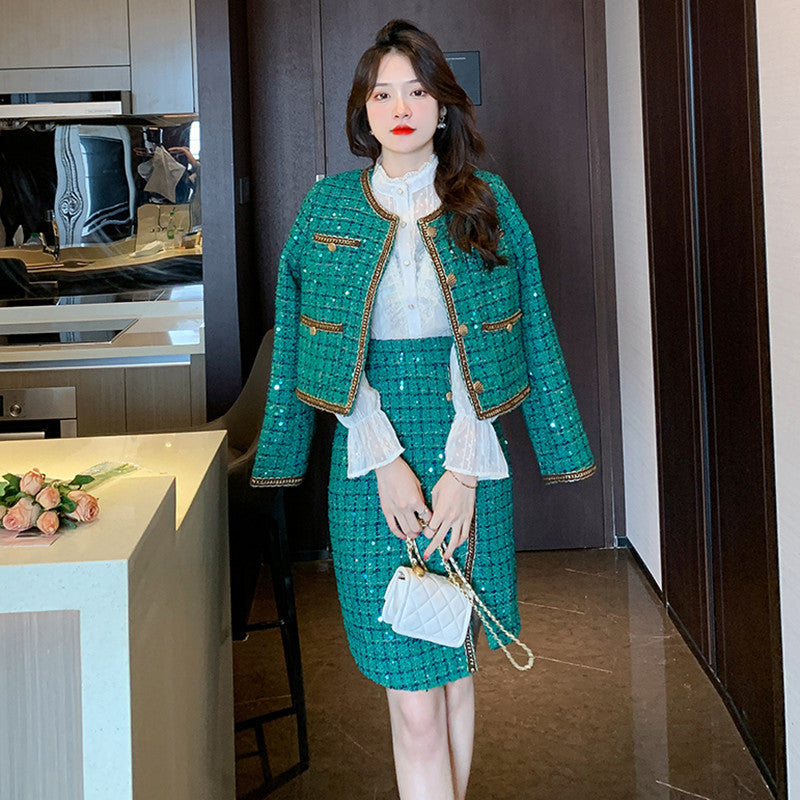 Elegant Green Tweed Coat & Irregular Sheath Skirt Suit – Urban Style with Super Long Sleeves (S-XL)