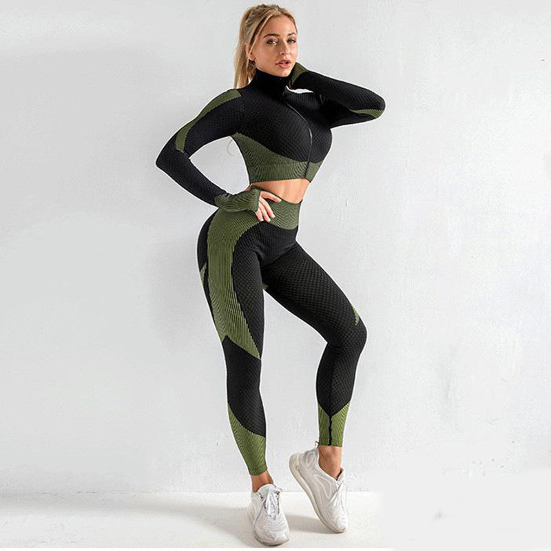 3 PCS- Look Comfortable and Fit with the Seamless Sports Set: Design that Lifts Hips and Supports Bust