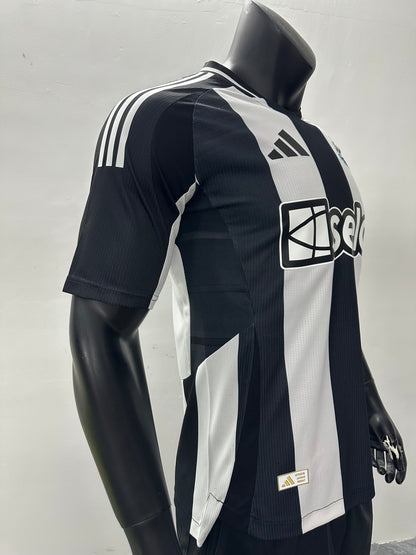 Newcastle Home Player Version Soccer Jersey