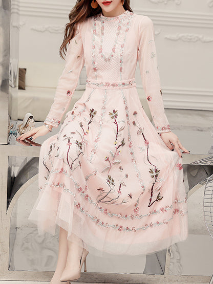Elegant Embroidered Mesh Maxi Dress with Waist Detail