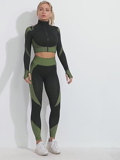 3 PCS- Look Comfortable and Fit with the Seamless Sports Set: Design that Lifts Hips and Supports Bust